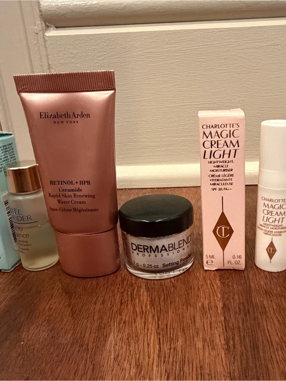 Elizabeth Arden Rose Gold Tube Retinol+ HPR Water Cream